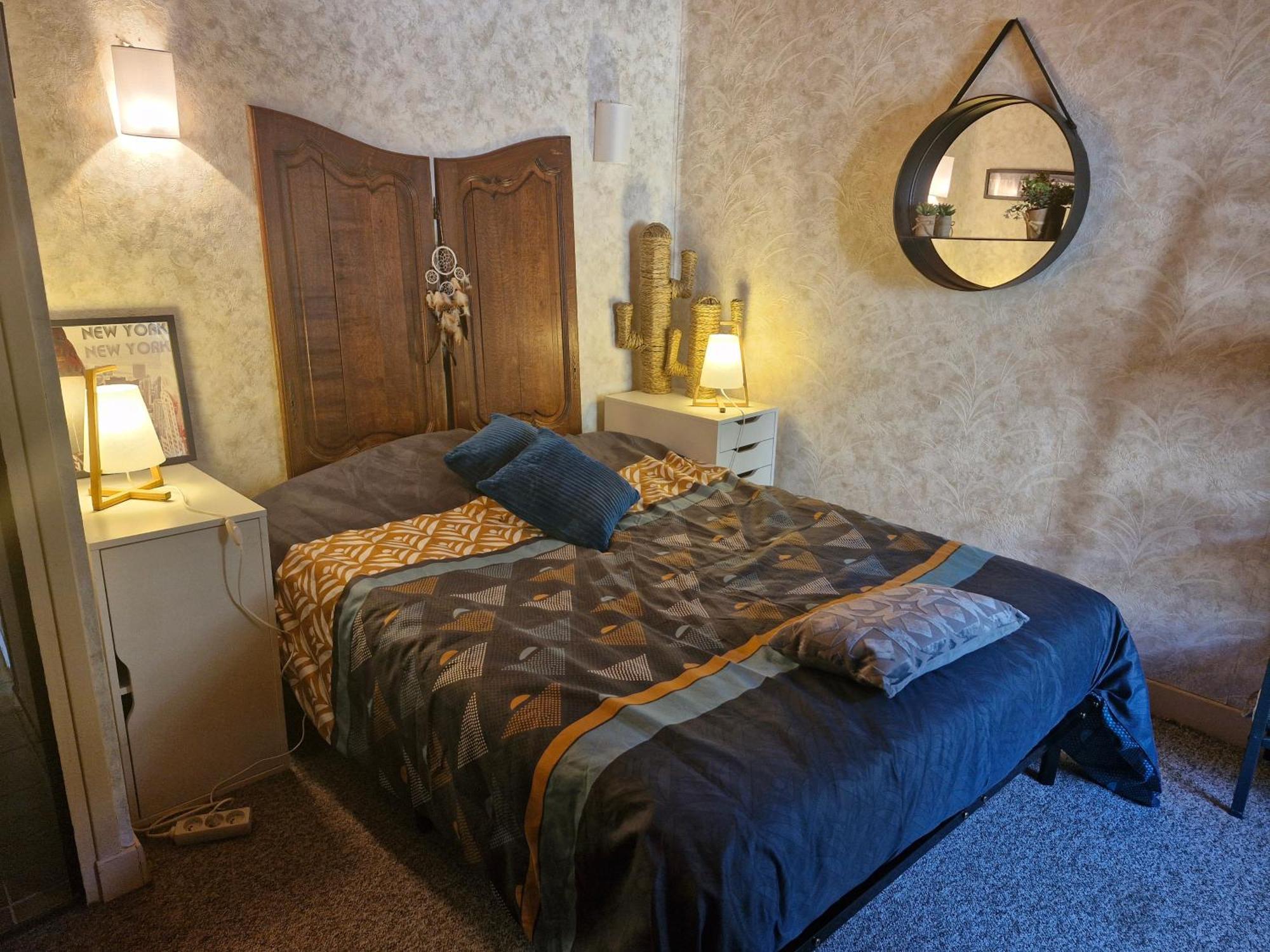 La Maison Des Lucioles Saint-Julien-Boutieres 部屋 写真